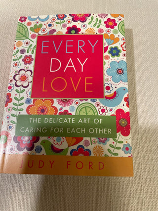 Every day, love book  RSV