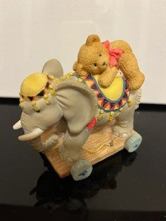 #1742 Trunk Full of Bear Hugs 1993|48543