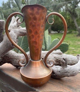 Vtg Gregorian Hammered Copper Vase RCD