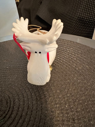 Ornament White Moose MTS|86656