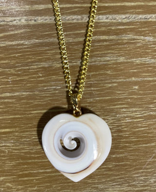 seashell heart pendant, 19" chain RSV