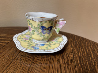 Butterfly Tea Cup and Saucer, Yellow with Gold Trim      MTS|69425