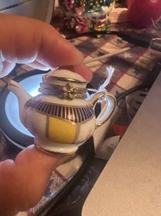 mini tea pot trinket box #62 VV MTS