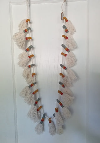 MW Tassel Garland MTS|92758