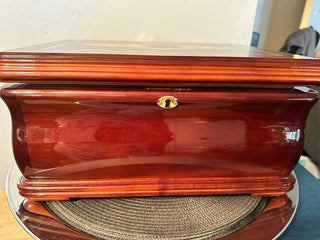 Rosewood Lacquered Humidor MTS
