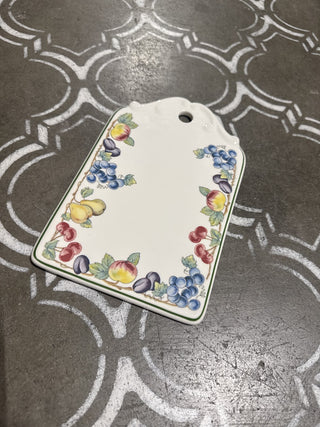 AJ - Cheese Board with Fruit Design MTS|120360