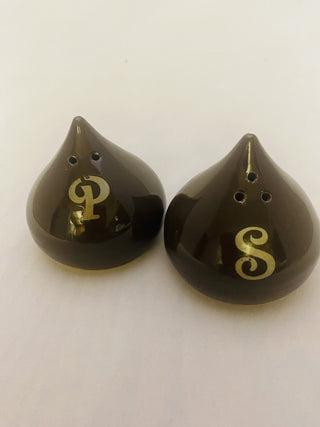 Hershey kisses salt & pepper shakers RCD|49569