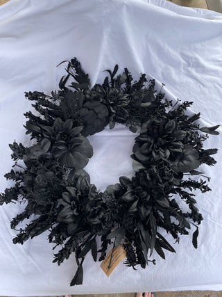 Full Black Wreath 22"