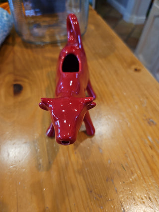 Red cow vase/creamer, for one little stem