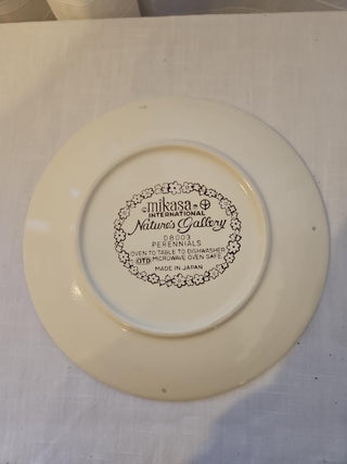 Vintage Mikasa Nature's Gallery Perennials Plate 8 Inch