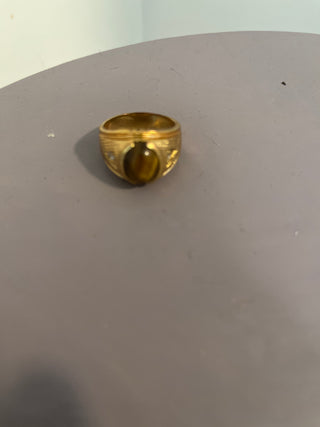 Men’s vintage gold tone with tigers eye and crystals.
