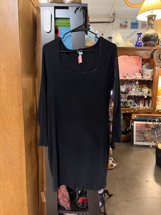 Black long sleeve dress, xl