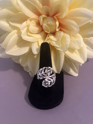 Ring sz 7 silver plated with crystals