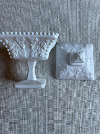 Vintage WESTMORELAND White Milk Glass Candy Pedestal Dish w/ Lid Grape Vine