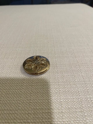 Pocket locket fragrance holder