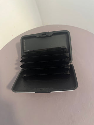 Hard case wallet