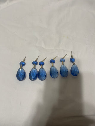 six blue crystal teardrops