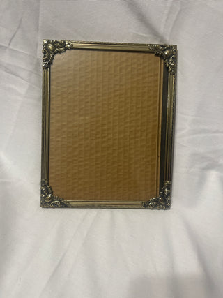 Vintage  large gold 8 x 10 frame