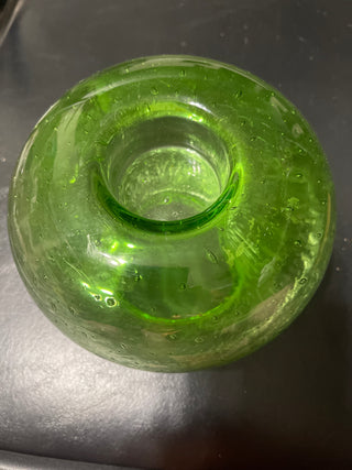 Green round tea light holder