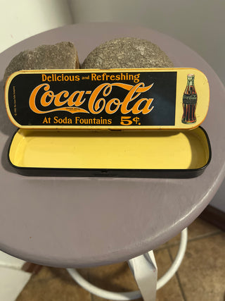 Coca Cola pen tin