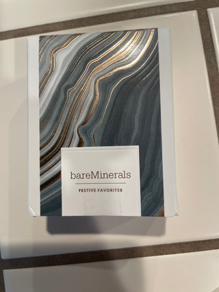 New three-piece bare minerals make up set