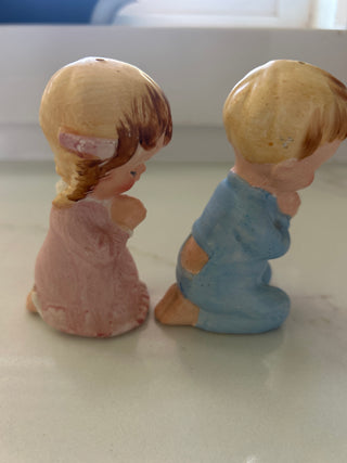 Vintage Lefton Praying Children salt&pepper shakers