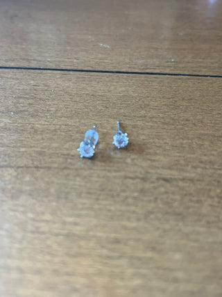 Crystal stud earrings