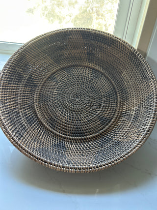Native American Large Round Coil Basket Bowl Polychrome Arrow Head Design.