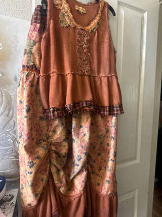 Set of 2 piece  boho skirt and top