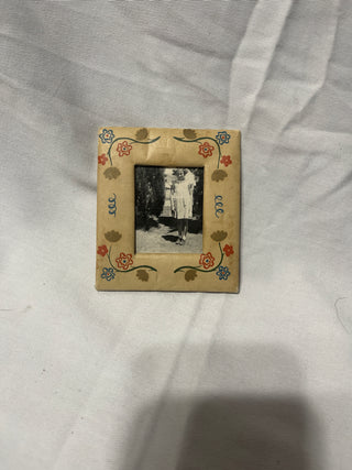 antique small frame 3 1/2 x 4