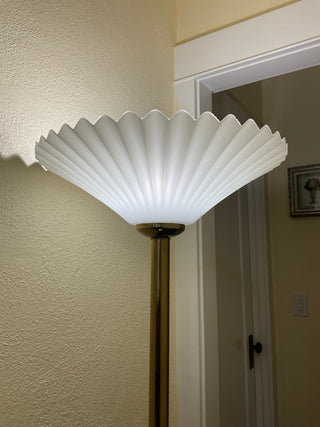 Vtg floor lamp