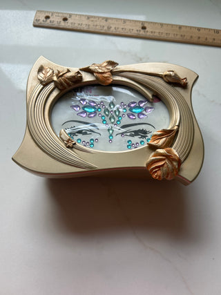 Gold tone music jewelry box, w self adhesive face gems