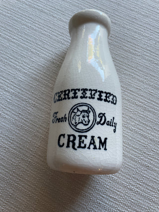 Vintage Ceramic " Certified Fresh Daily Cream " Milk Bottle Vase 6 1/2” Tall