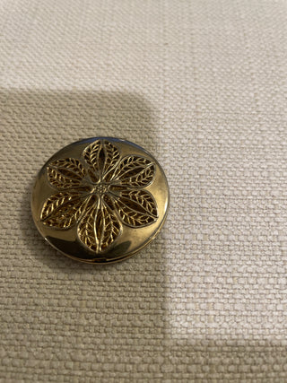 Pocket locket fragrance holder