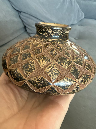 VTG NICARAGUAN ART POTTERY VASE