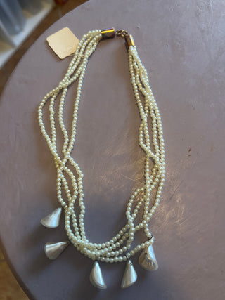 Vtg. Faux pearl shell strands