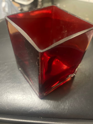 Red clear, glass cube