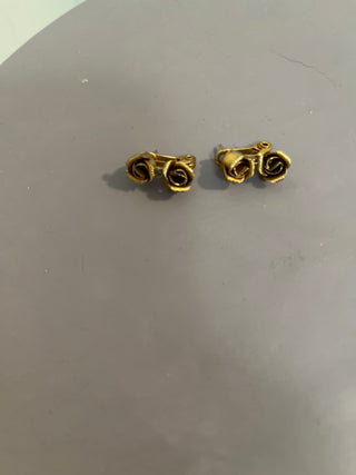 Double rose gold earrings