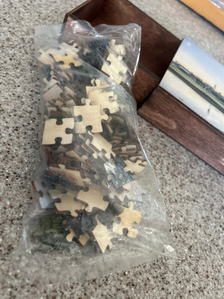135 piece Pelican golf club puzzle in wood box