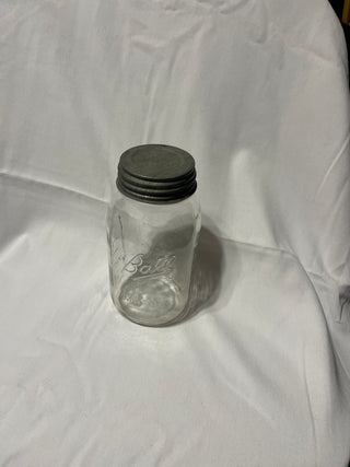 ball jar with lid