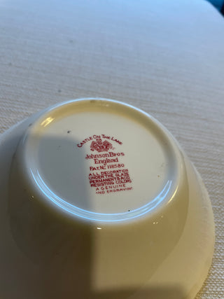Vintage Johnson Brothers bowl