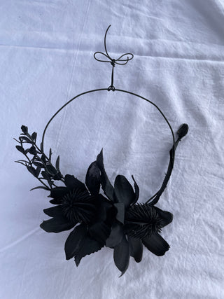 Black Metal Wreath with Flowers 6"
