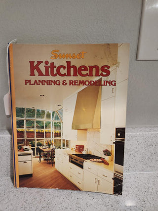 Kitchen Planning & Remolding Book