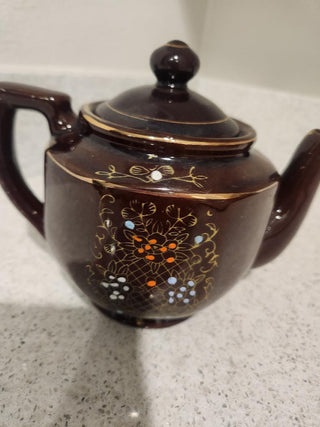 Vintage Brown Floral Japanese Teapot (Hexagon Shape)