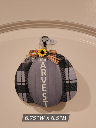 Black Plaid Metal Harvest Pumpkin Sign