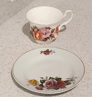 China 2PC Teacup & Saucer - White W/Fall Florals