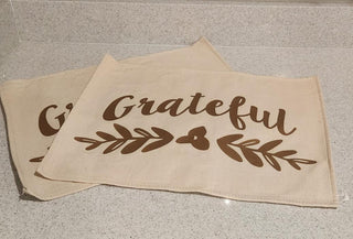 Set of 2 Cream & Gold Grateful Placemats